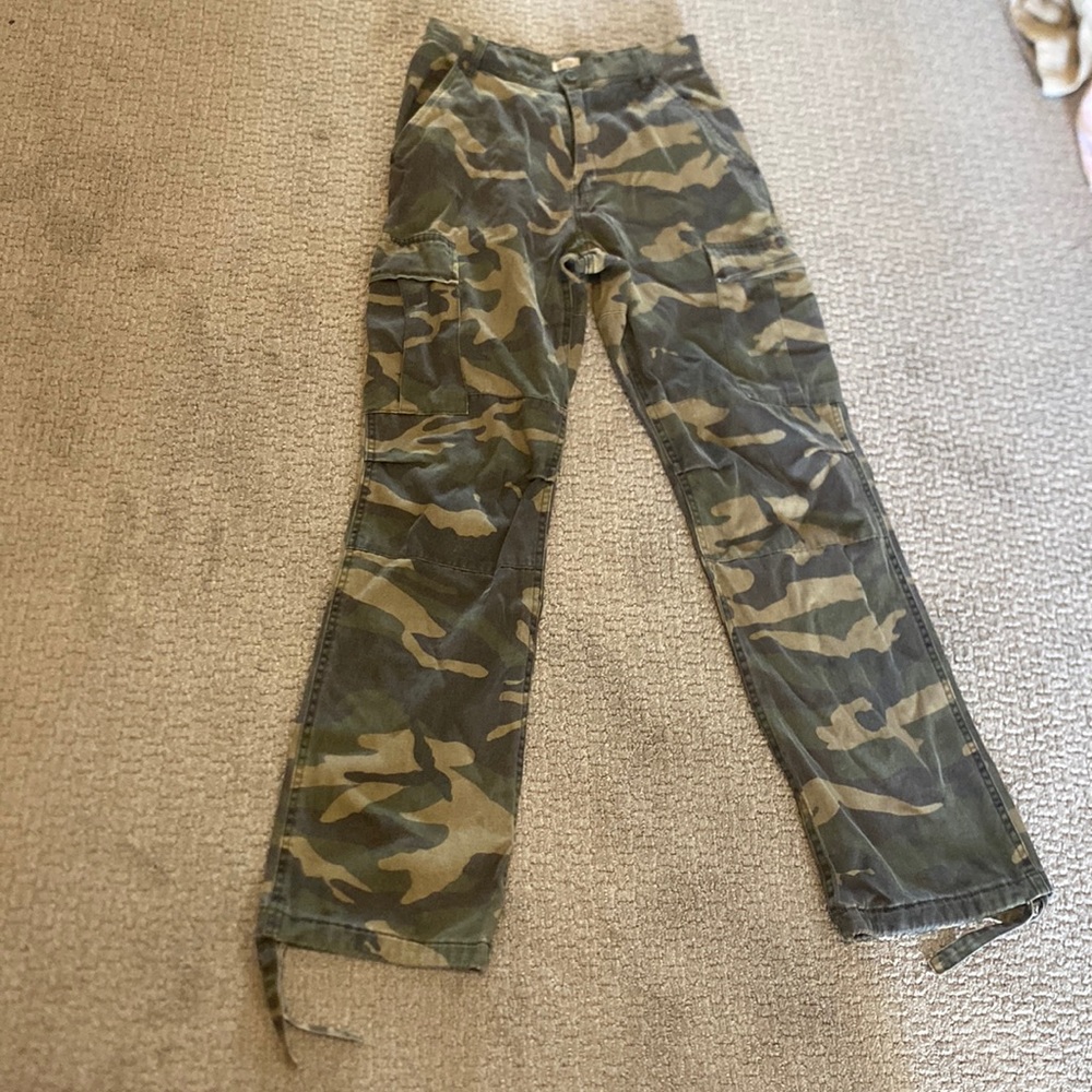brandy melville camo pants